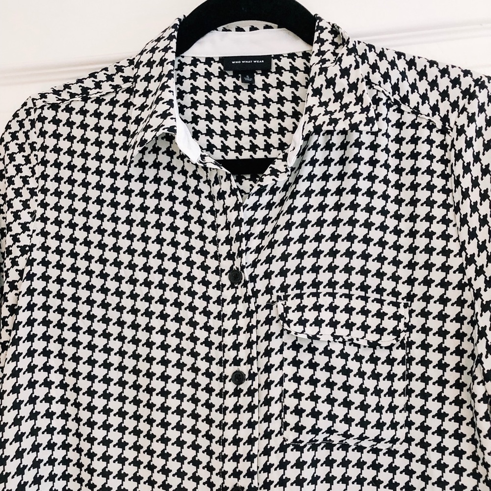 Button down blouse | hounds tooth pattern